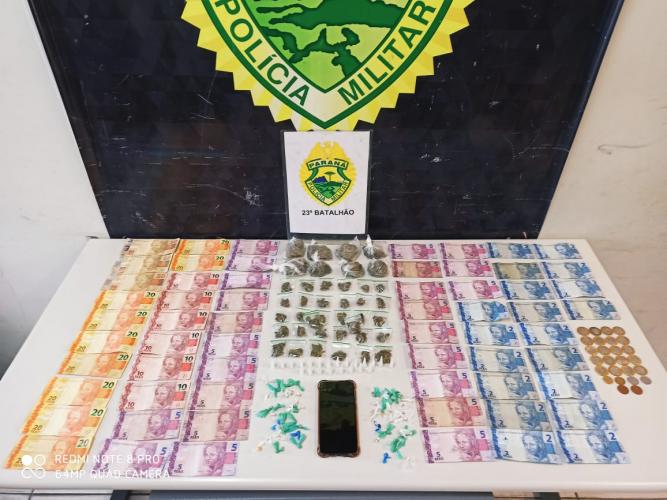 Na CIC, PM prende homem e apreende mais de 100 porções de drogas e mais de R$ 500,00 em dinheiro