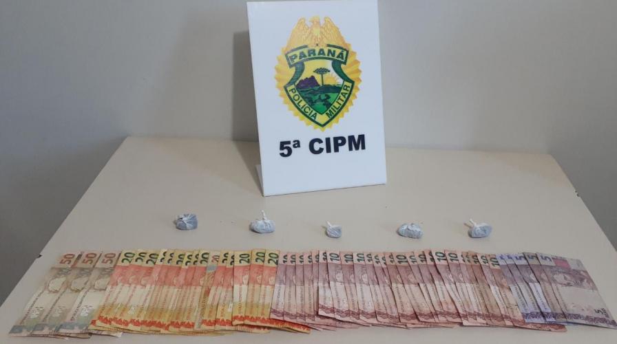 No Noroeste do estado, PM prende homem e apreende porções de maconha e dinheiro