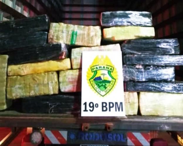 PM apreende 2,6 toneladas de maconha às margens do Lago Itaipu no Oeste do estado