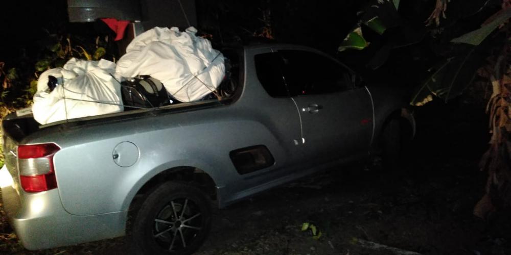 PM apreende maconha em veículo que fugiu de abordagem em Matinhos, no Litoral do estado