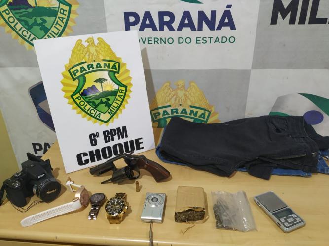 Em Cascavel (PR), PM prende quatro pessoas e recupera objetos roubados após denúncias
