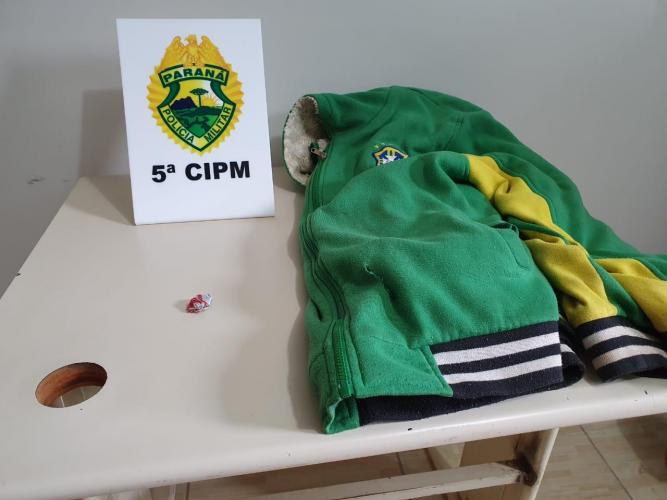 No Noroeste do estado, PM prende homem suspeito de roubo e apreende porção de maconha