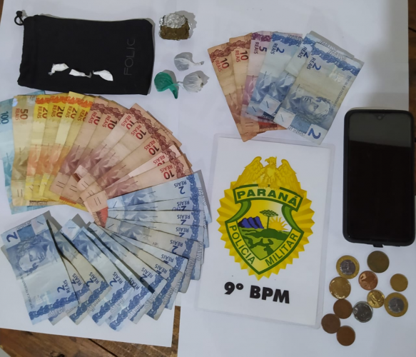 Após denúncia anônima, PM prende mãe e filho com drogas em Pontal do Paraná, no litoral do estado