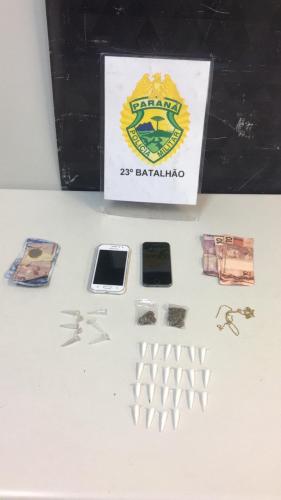 Na CIC, PM prende homem e apreende 22 pinos de cocaína durante patrulhamento de rotina