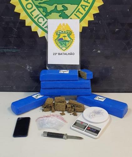 Na CIC, PM prende homem e apreende mais de quatro quilos de maconha e balança de precisão