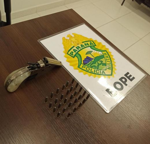 BOPE prende homem e apreende arma de fogo e munições em Pinhais, na Grande Curitiba