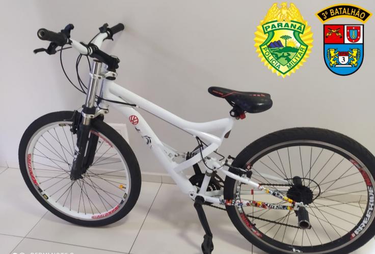 PM apreende uma espingarda e recupera uma bicicleta no Sudoeste do estado