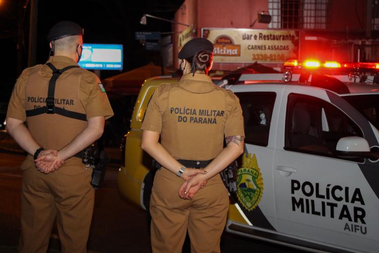 AIFU prende seis pessoas e fecha 11 estabelecimentos irregulares durante este final de semana em Curitiba (PR)