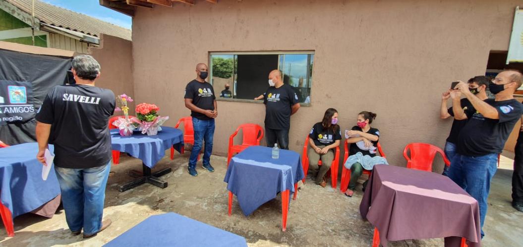 Grupo Militares e Amigos