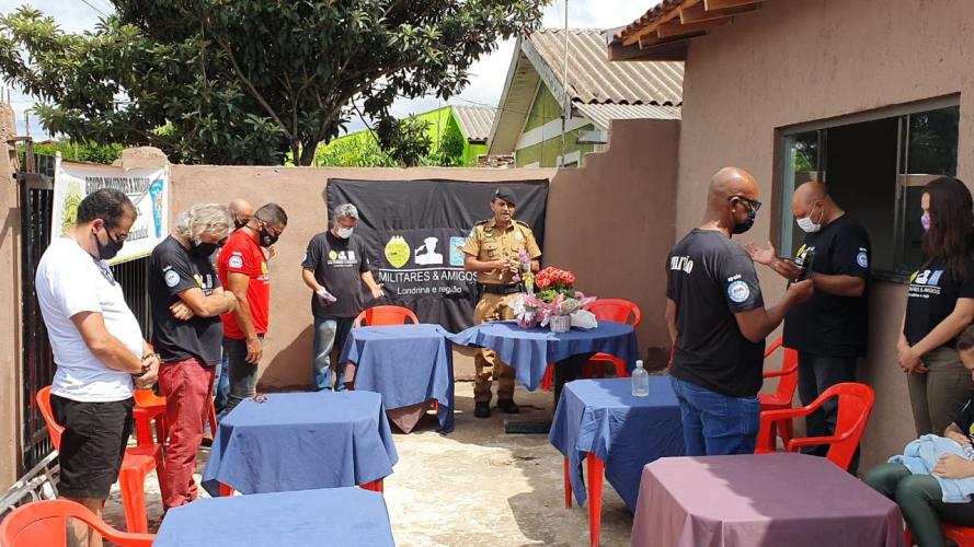 Grupo Militares e Amigos