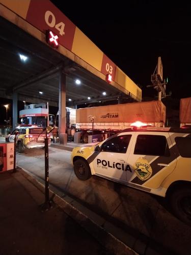 PM recupera caminhão e apreende duas armas de fogo e munições em situações distintas nos Campos Gerais