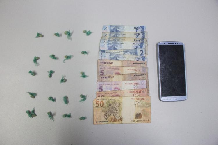 Adolescente envolvido com o tráfico é apreendido pela PM em Paranaguá durante a Operação Vida