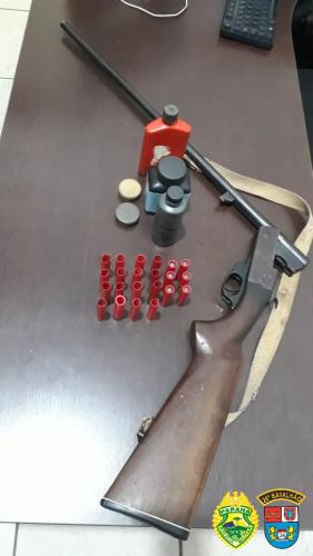 PM prende homem e apreende espingarda e munições em Tibagi, nos Campos Gerais