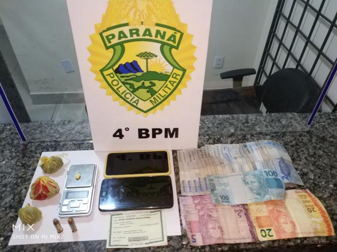 Em Sarandi, no Noroeste do estado, PM prende homem e apreende drogas, munições e dinheiro