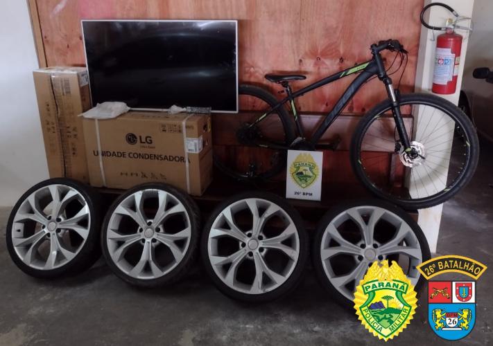 Pneus, televisão e bicicleta são apreendidos pela PM e homem acaba preso por receptação, em Telêmaco Borba (PR)