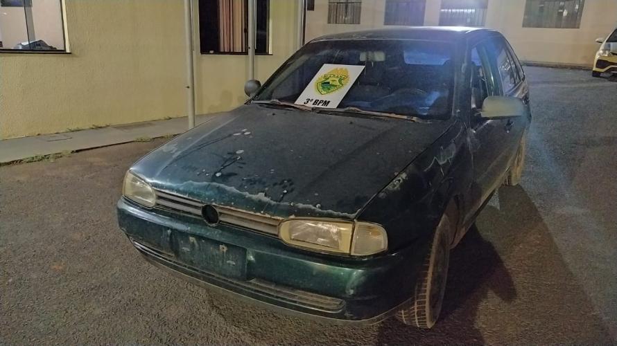 No Sudoeste do estado, PM prende homem, recupera um carro e localiza R$ 650,00 em notas falsas