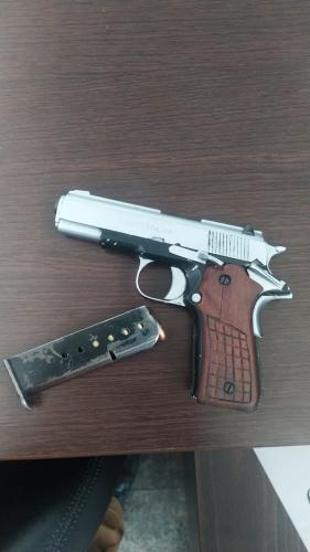 PM apreende arma de fogo e trio que invadiu universidade acaba preso em Fazenda Rio Grande, na RMC