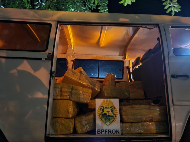 BPFron apreende mais de uma tonelada de maconha em São José das Palmeiras (PR)