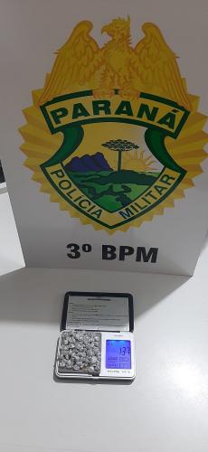 No Sudoeste do estado, PM prende duas pessoas e apreende 113 pedras de crack