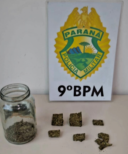 Após ser pego em flagrante, PM encaminha suspeito de tráfico de drogas em Paranaguá, no litoral do estado