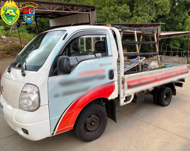 Policiais recuperam caminhonete furtada momentos após crime, em Pato Branco, no Sudoeste