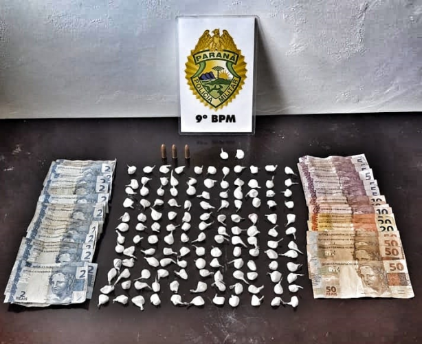 ROTAM apreende mais de 130 porções de cocaína e encaminha homem em Guaratuba (PR)