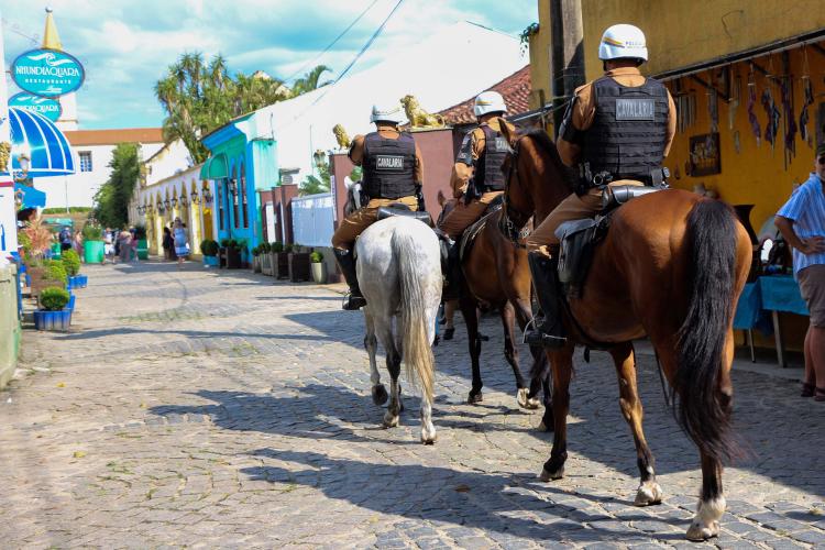 Polícia Militar reduz roubos e atende mais de 9 mil ocorrências no Litoral durante a temporada de verão