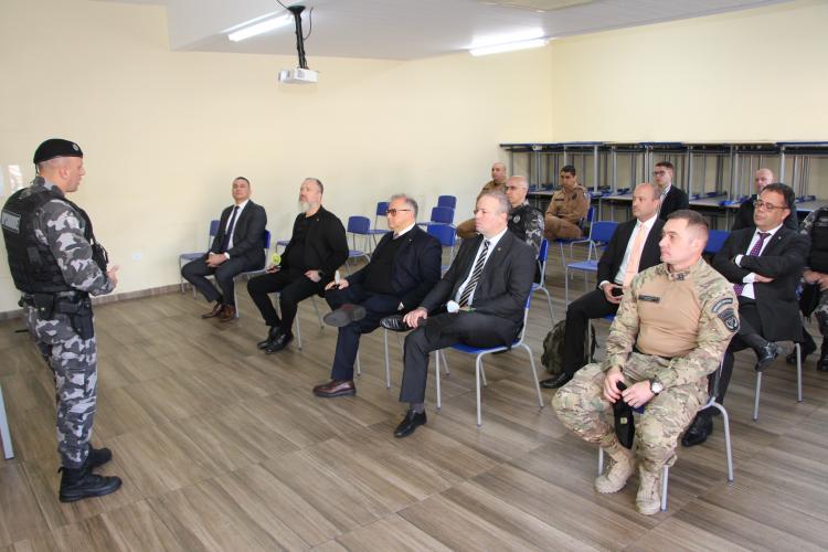 Foto: Soldado Ismael Ponchio / PMPR