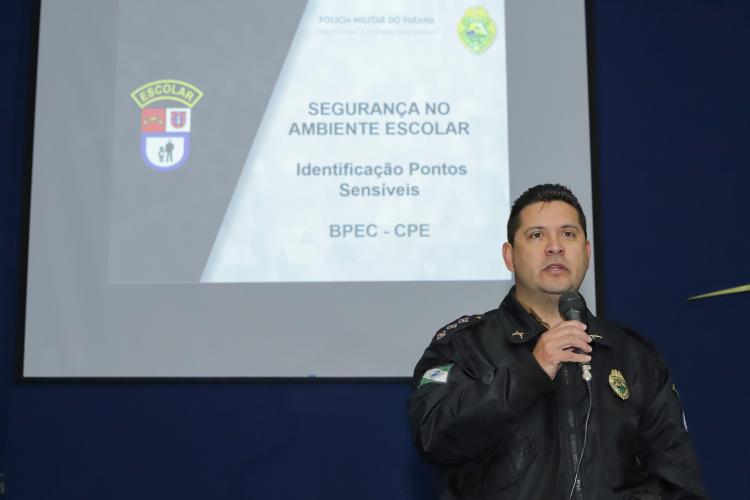 SEGURANÇA NAS ESCOLAS