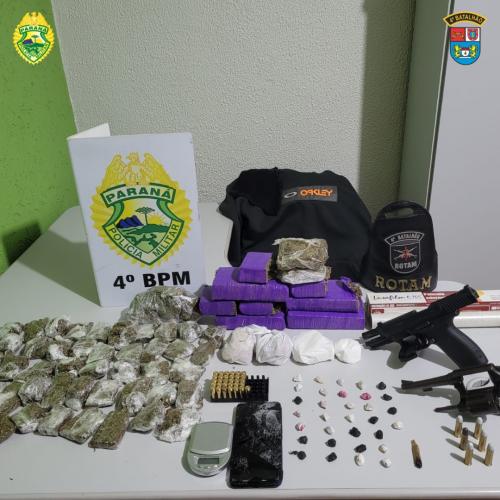 Drogas, armas e munições apreendidas pela PM em Mandaguari.