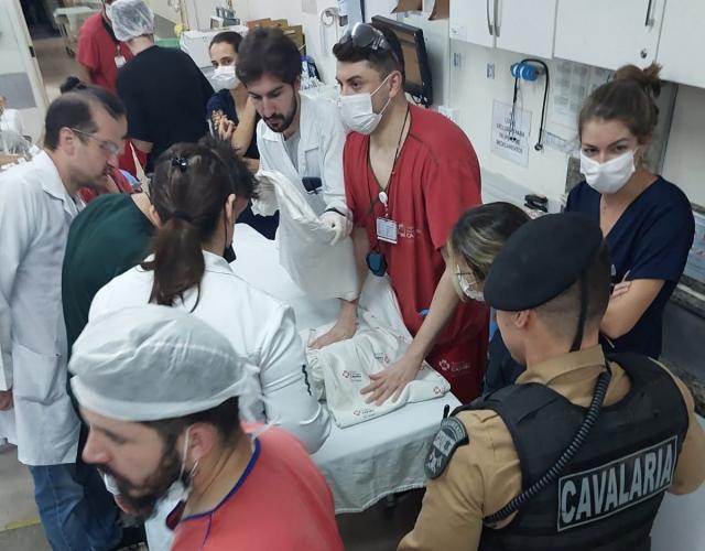 A rápida intervenção e o profissionalismo demonstrados pelos policiais do RPMon foram cruciais para garantir o bem-estar da criança
