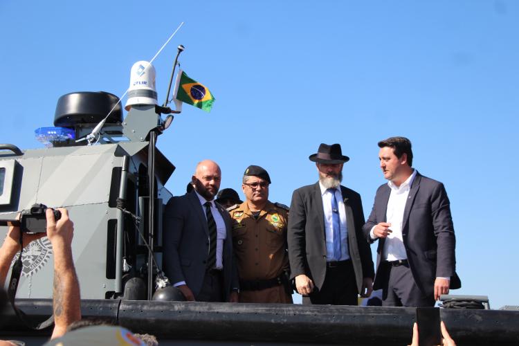 Entrega de embarcação