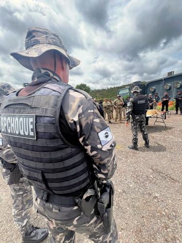 PMPR realiza a VI edição do Curso de Lançador para Pelotão de Choque em Brasília