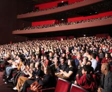 Com o tema Heróis, Banda de Música da PM faz espetáculo musical no Teatro Guaíra, em Curitiba