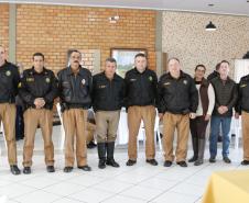 Batalhão da PM promove café da manhã e homenageia policiais militares em Ponta Grossa (PR)