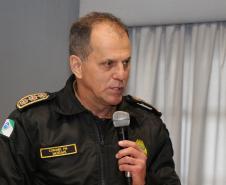 Palestra sobre pesquisa desenvolvida entre policiais militares debate formação da Corporação em Curitiba