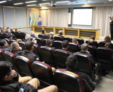 Palestra sobre pesquisa desenvolvida entre policiais militares debate formação da Corporação em Curitiba