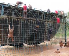 Desafio Soldado de Aço 2019 leva policiais e bombeiros militares ao extremo em competição no circuito Braves Mud Race, na RMC