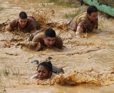 Desafio Soldado de Aço 2019 leva policiais e bombeiros militares ao extremo em competição no circuito Braves Mud Race, na RMC