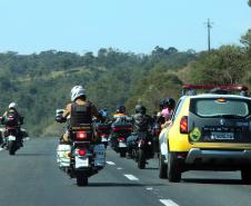 Passeio Motociclístico em comemoração aos 165 anos da PM reúne quase mil pessoas na APMG