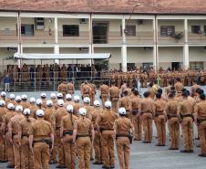 Polícia Militar homenageia praças promovidos com entrega de homenagem e certificados em Curitiba