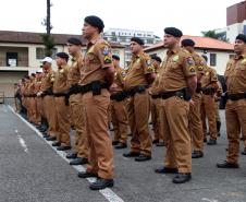 Polícia Militar homenageia praças promovidos com entrega de homenagem e certificados em Curitiba