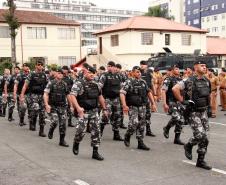 Polícia Militar homenageia praças promovidos com entrega de homenagem e certificados em Curitiba