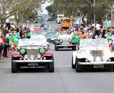 PM participa do desfile cívico-militar da Regional Fazendinha/Portão em Curitiba