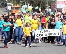 PM participa do desfile cívico-militar da Regional Fazendinha/Portão em Curitiba