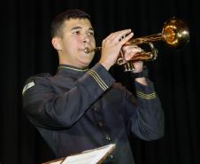 Orquestra Sinfônica do Colégio da PM faz espetáculo para comemorar os 60 anos da instituição e os 165 anos da Polícia Militar