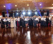 Baile do Espadim Tiradentes 2019 comemora início de formação de novos cadetes da Polícia Militar