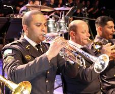  Banda de Música encerra terceira apresentação no Teatro Guaíra com aplausos da plateia 