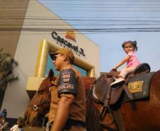 6º Batalhão promove exposição em Shopping de Cascavel (PR) em alusão aos 165 anos da PMPR
