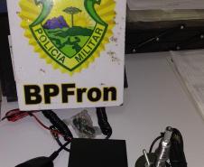 Apreensões de contrabando são feitas pelo BPFron após abordagens de rotina no Interior do Paraná 